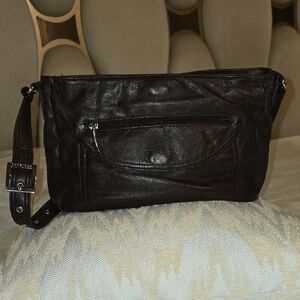 Stone and CO Brown Leather Shoulder Bag with Elegant Finish
